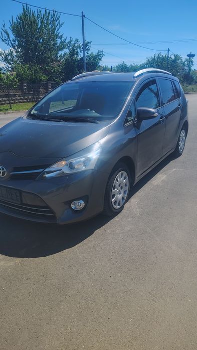 2014 Toyota verso 2.0d4d 126 ks