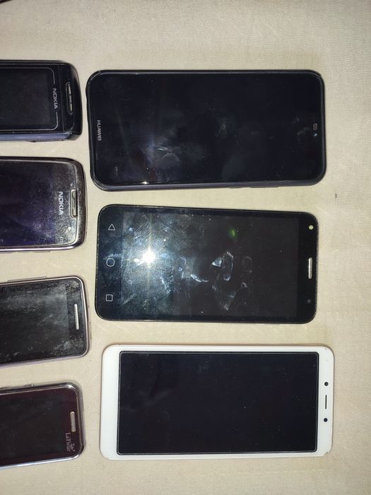 Lot telefoane vechi - funcționale