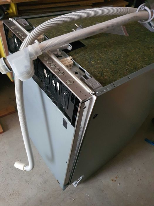 Съдомиялна BOSCH