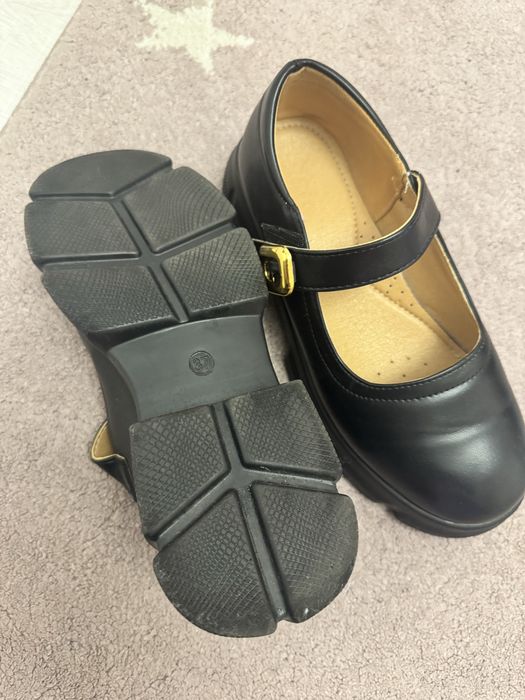 Pantofi negri fete 37