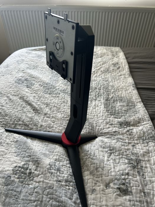 Оригинална стойка за монитор aoc високо функционална с Vesa адаптер