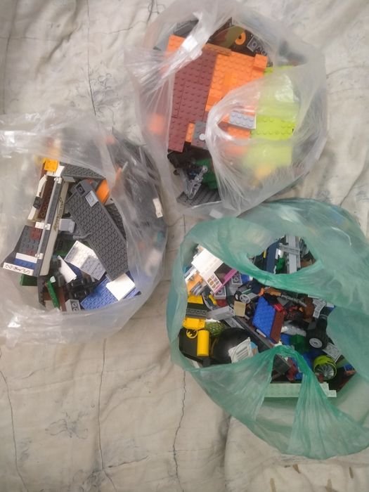 Пакеты китайского Лего.