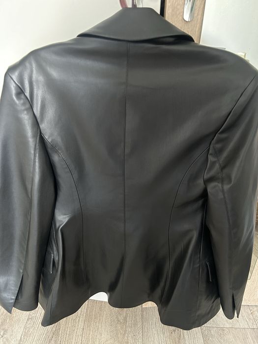 Кожаный пиджак Zara
