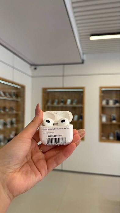 AirPods series 3
