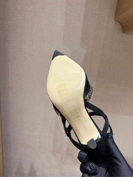 Pantofi Fendi 34-41