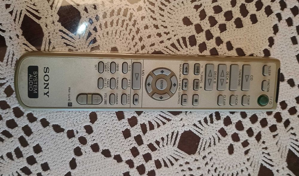 Продавам Sony STR-NX1