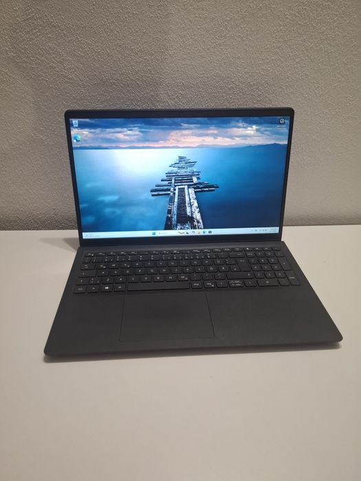 Laptop Dell cu i7 gen11