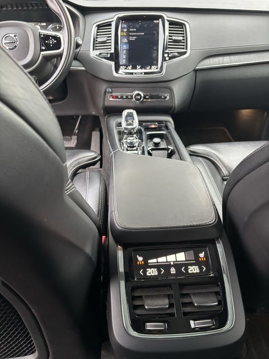 Volvo Xc90 76000km INSCRIPTION  full 7 locuri varianta cea mai dotata  si eleganta