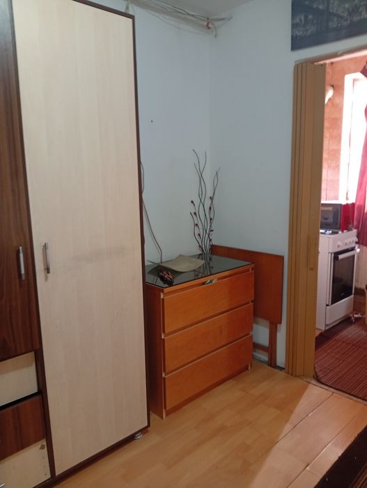 Garsonieră de vânzare 13000 euro negociabil
