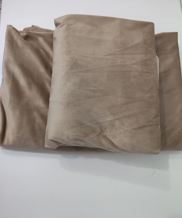 Продам шторы. Велюровые.