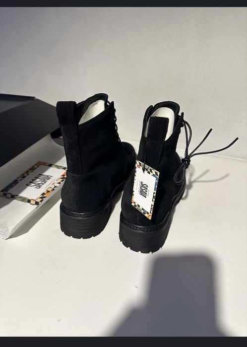 Боти от естествена кожа ( набук )  - Sasaia / Италия