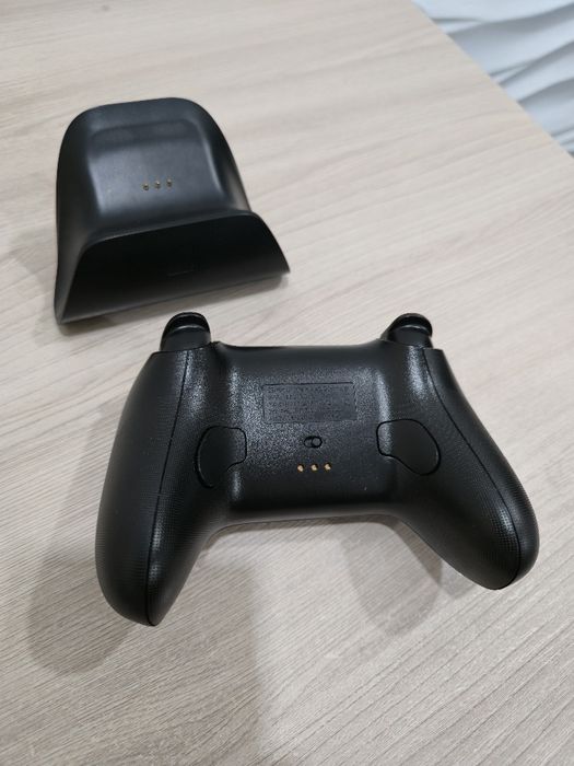 8BitDo Ultimate геймпад