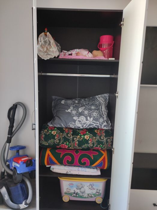 Горка, стенка сатылады