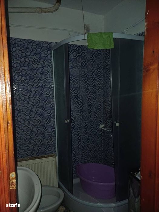 De vanzare apartament cu 2 camere, etajul 1, pret 29.000 euro