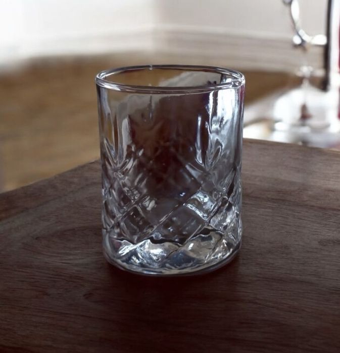 Продам стаканы.