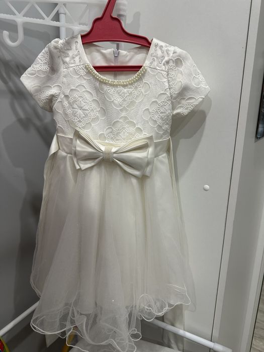 Продам нарядное платье