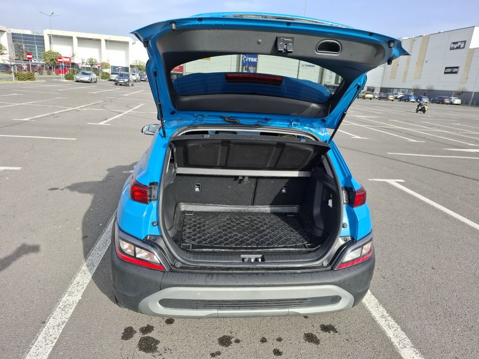 PROPRIETAR Hyundai Kona 1.0 120CP 2WD Highway garantie iulie 2026