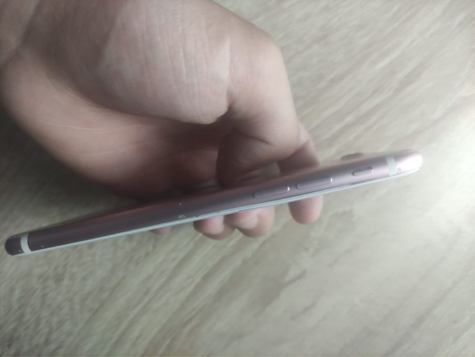 iPhone 7 Срочно!!! Торг есть