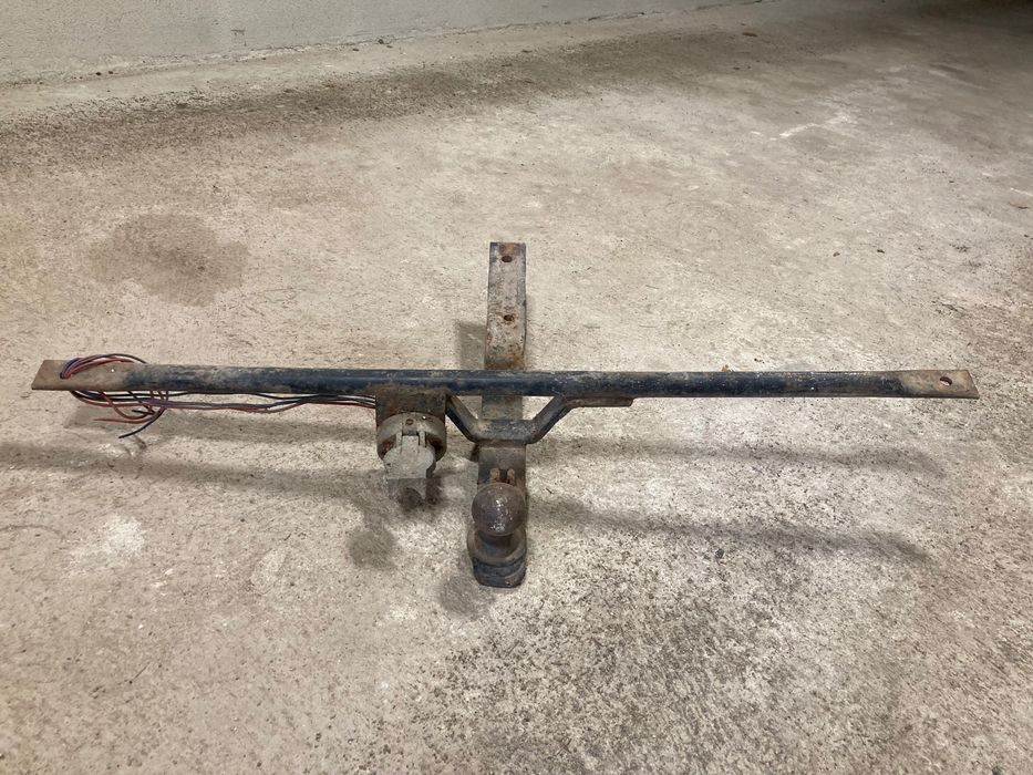 Теглич за автомобил