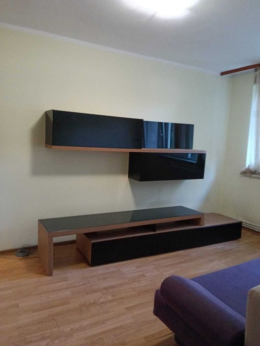 Persoana fizica vand apart ultracentral, Piata Unirii-langa Hotel Unirea, etaj 1