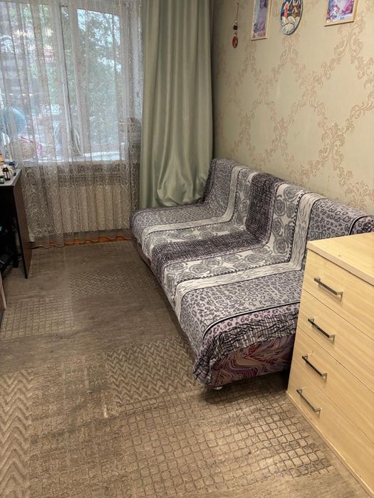 Продам 2 к р-н Пирамиды 2/9