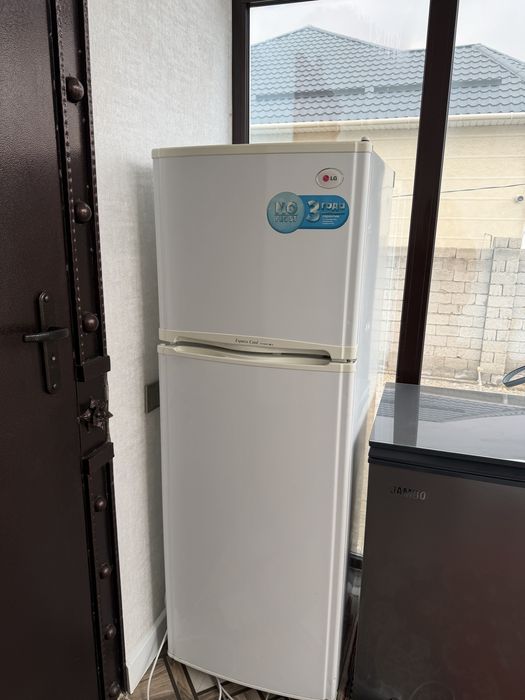 Продается срочно холодильник