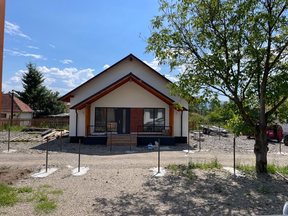 Casa  de vanzare  in Toplita