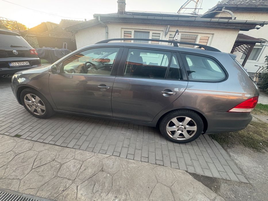 Vând VW Golf VI 2012  1, 6 tdi 4300 euro  stare f.buna