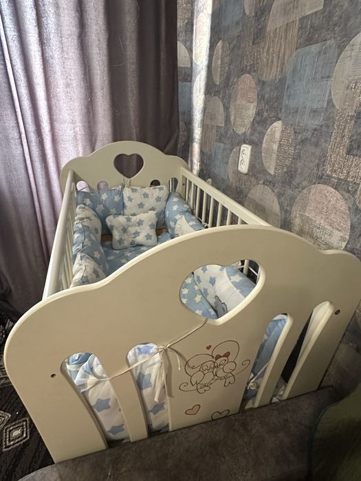 Продам кроватку.