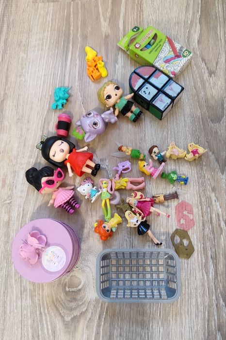 Счетные материалы домино, игрушки и пазл