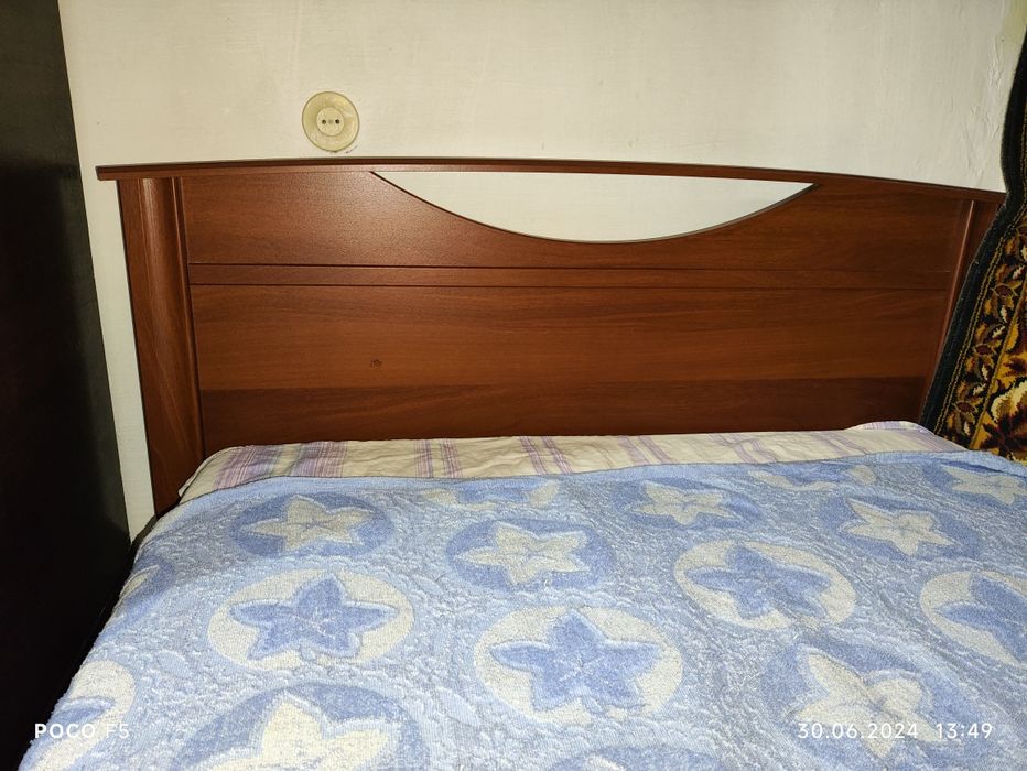 Кровать полуторка