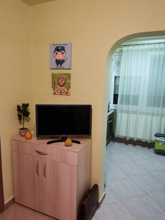 Apartament cu 1 cameră de închiriat – Zona Centrală, Str. Gheorghe Lazăr 13A (în spatele ANAF)