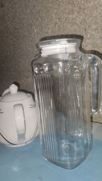 Pasuda komplekt Kelishilgan holatda sotiladi narxi telda.