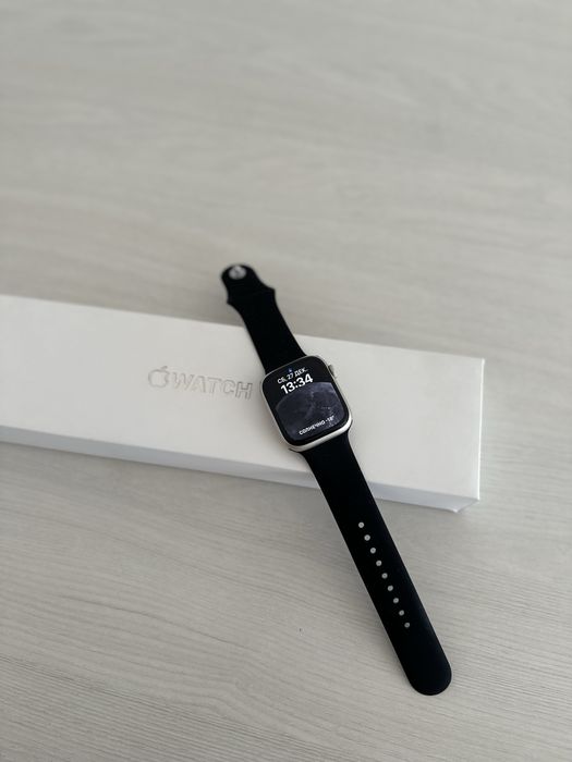 Apple Watch 8 45mm