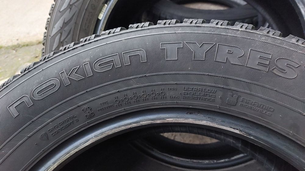 Зимни гуми 225/65/17 Nokian Tyres 4 броя