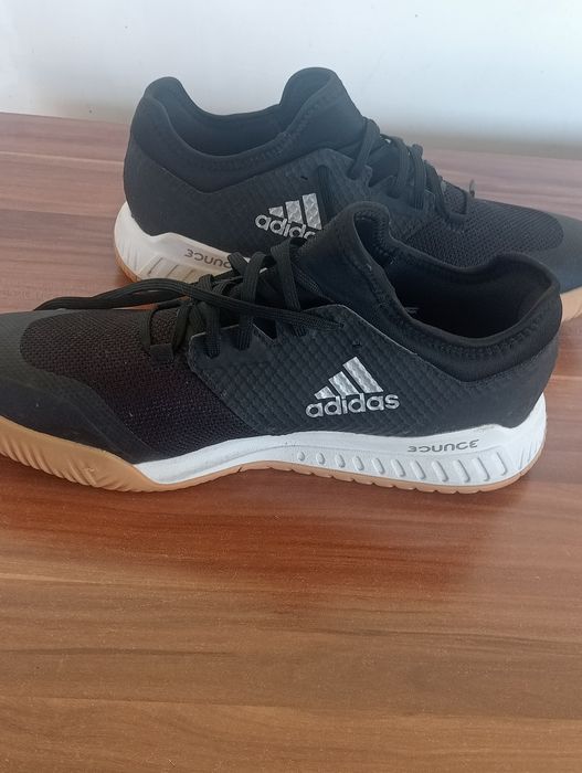 Adidași noi 450 lei toti