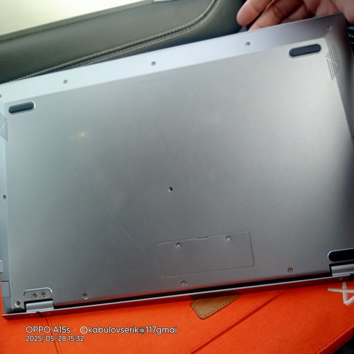 Продам ноутбук срочно