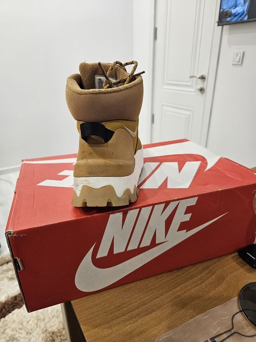 Оригинални боти Nike