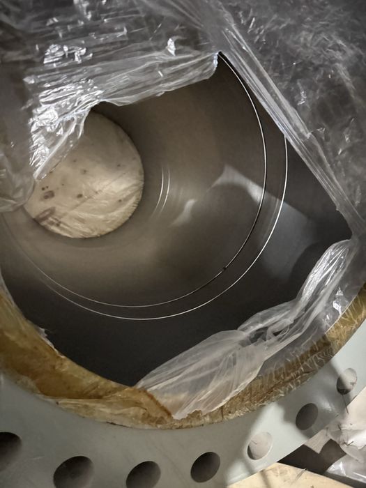 Sharavoy zadvishla (trunnionli sharli klapan (trunnion ball valve))