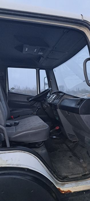 Vand Nissan Atleon 120