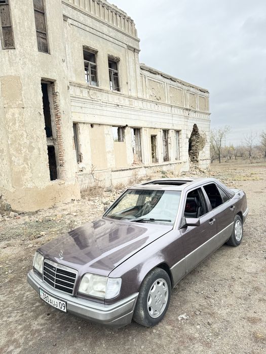 Продаётся Mercedes 124 ешка