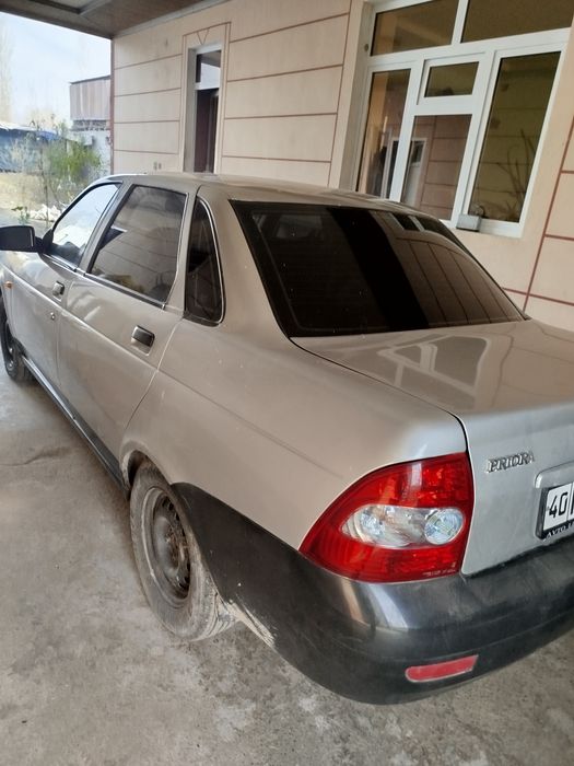 Lada Priora Srochna sotiladi mashinalarga ham barter bor