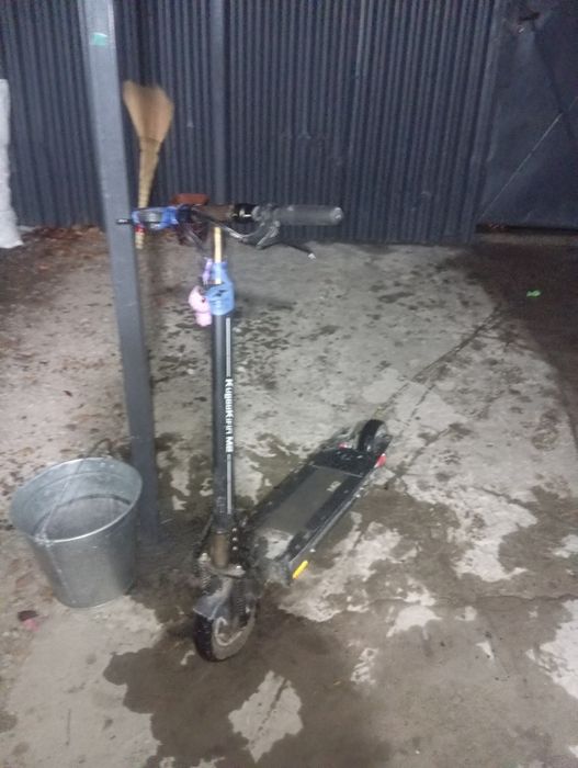 Продам самокат э