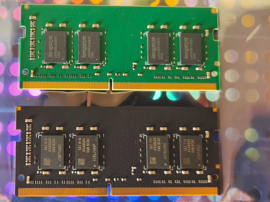 две оперативки SO-DIMM DDR4 3200 2x8 16Гб