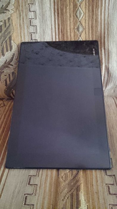Планшет SONI xperia otablet Z2, 10,1" и PHILIPS 8"