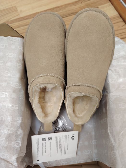 Ugg clasic micro piele intoarsa