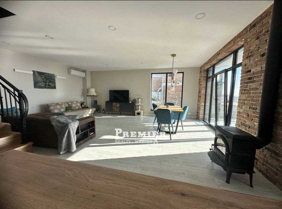 Продава се Къща в к.к. Слънчев бряг - 185 кв.м за 1892 €/кв.м - Снимка #12