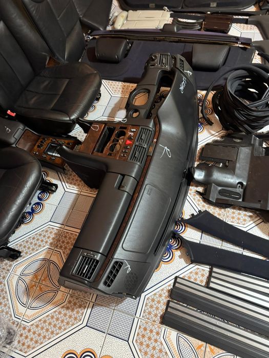 Салон на мерседес w210