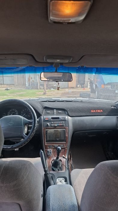 Машина сатылады.