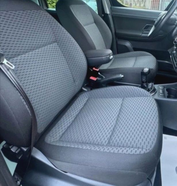 Skoda Roomster Fab 2013 Motor 1200 Benzina Tsi De 105 Cai În 4 Cilindri Clima Jante ÎNMATRICULATĂ PE RO PREȚ FIX 2999 EURO OCAZIE